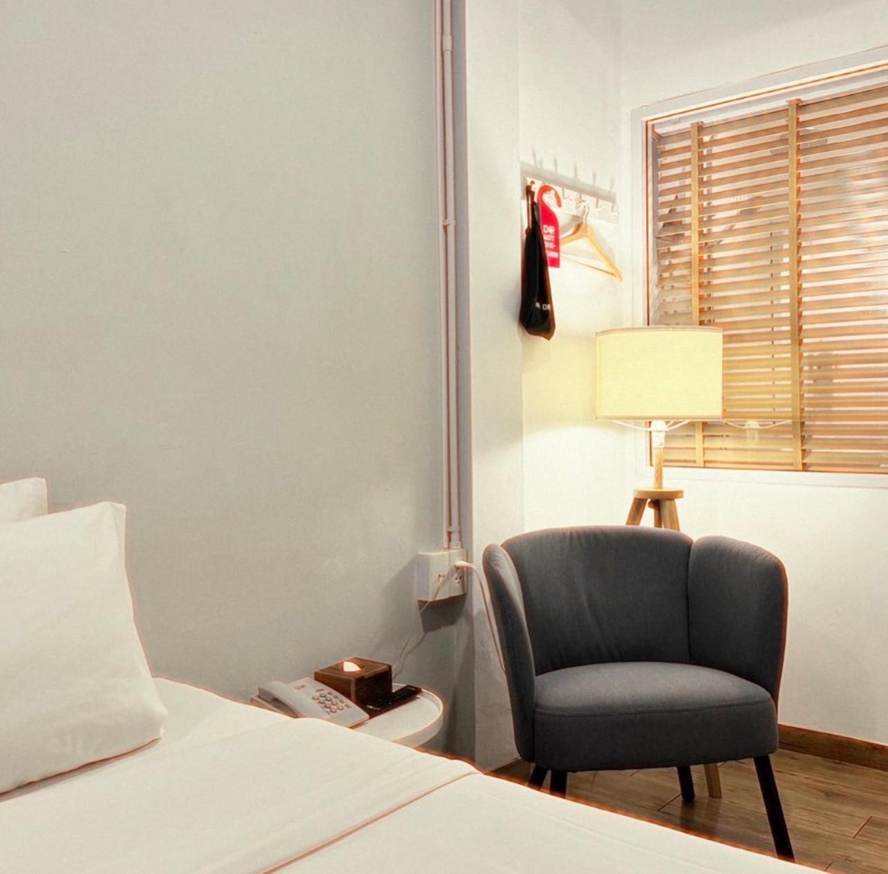 Hotel Papa Bangkok Siriraj Eksteriør bilde